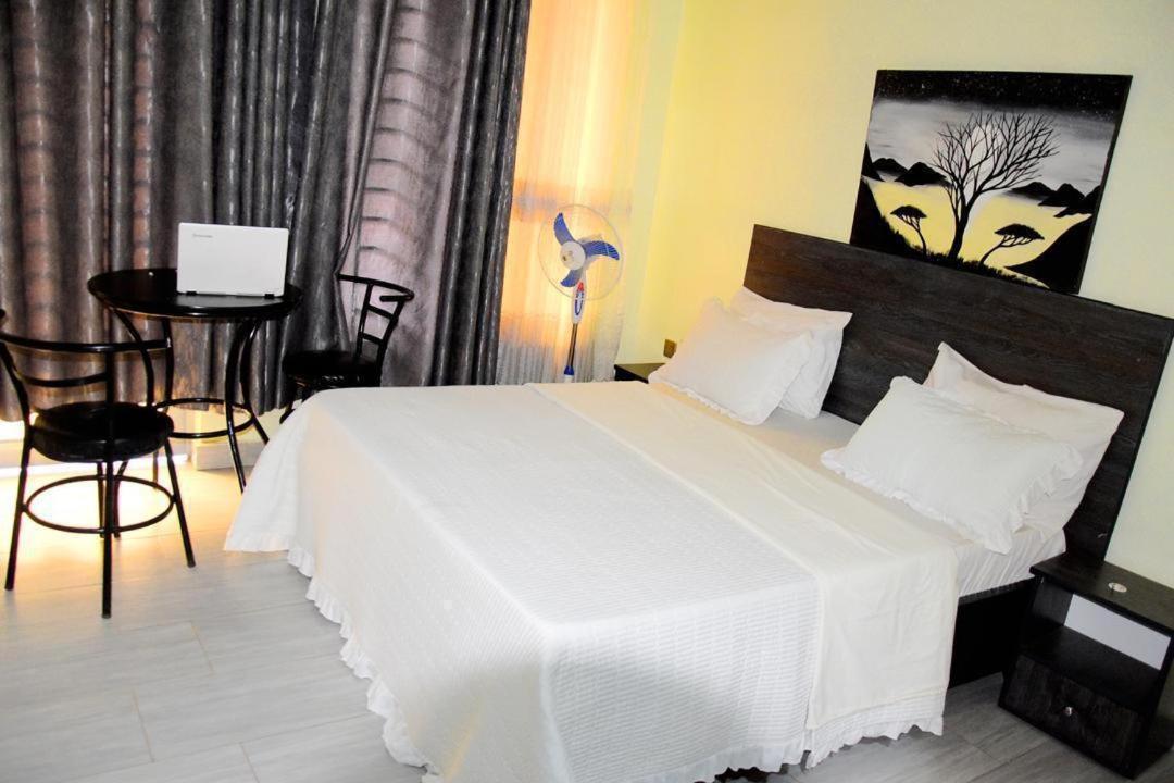Stella Residence And Cuisine Kigali Eksteriør bilde